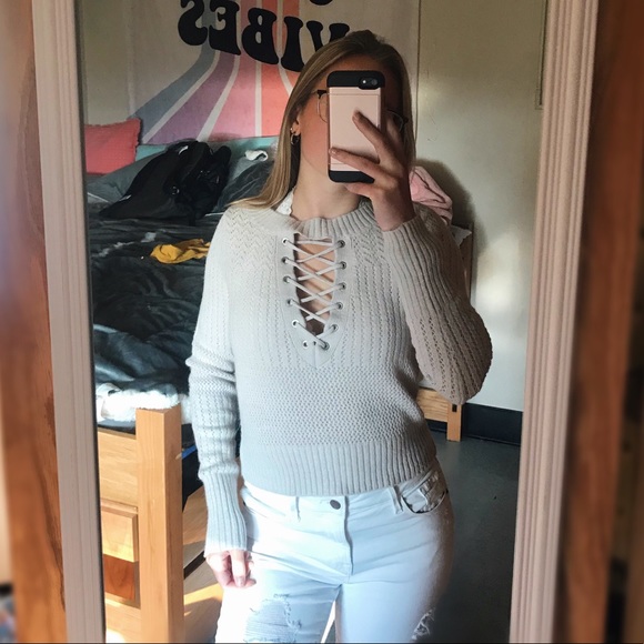 Express Sweater - Picture 1 of 8